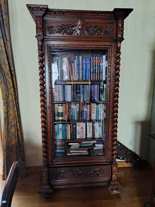 Piękna, zabytkowa szafka biblioteczna z dębu