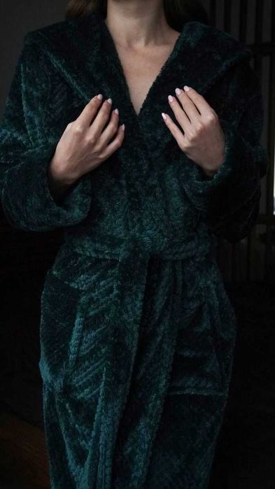 Нереально красивий жіночий махровий халат Ананаска. Женский теплый