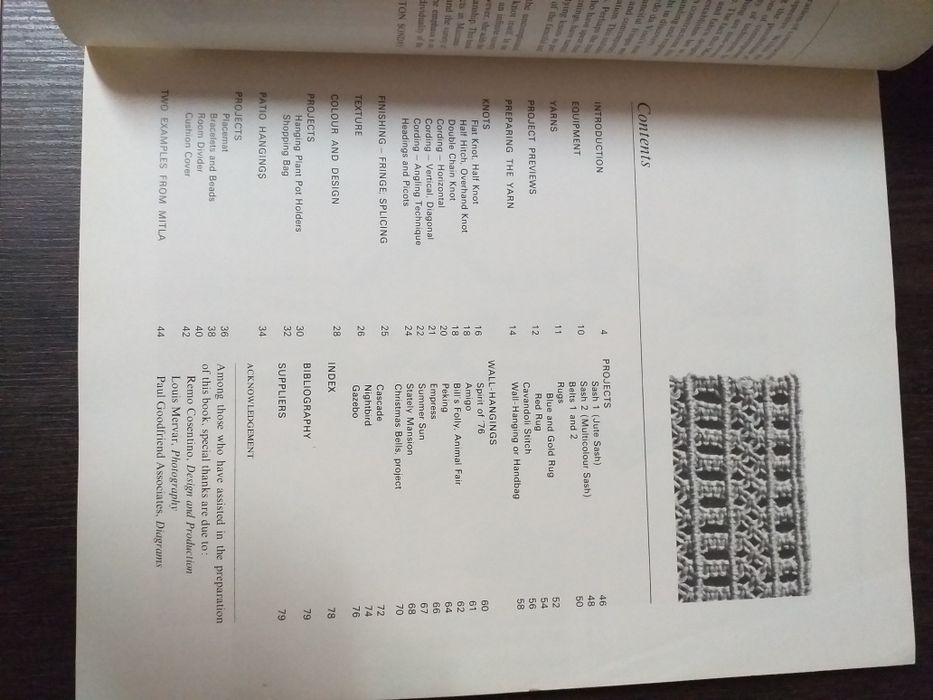 Macramé  complete introduction to the craft of creative knotting,em inglês,ilustrações a cores,muitos esquemas passo a passo,80 pag,veja zonas