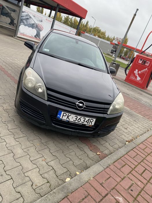 Samochod opel astra h