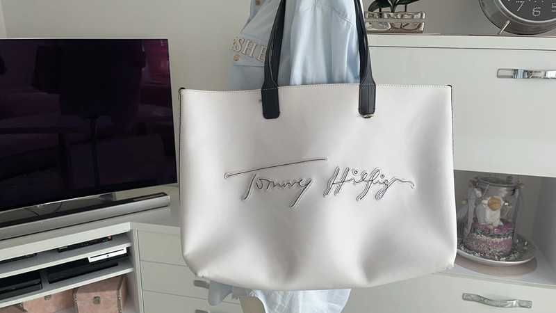 Biała torba shopper Tommy Hilfinger