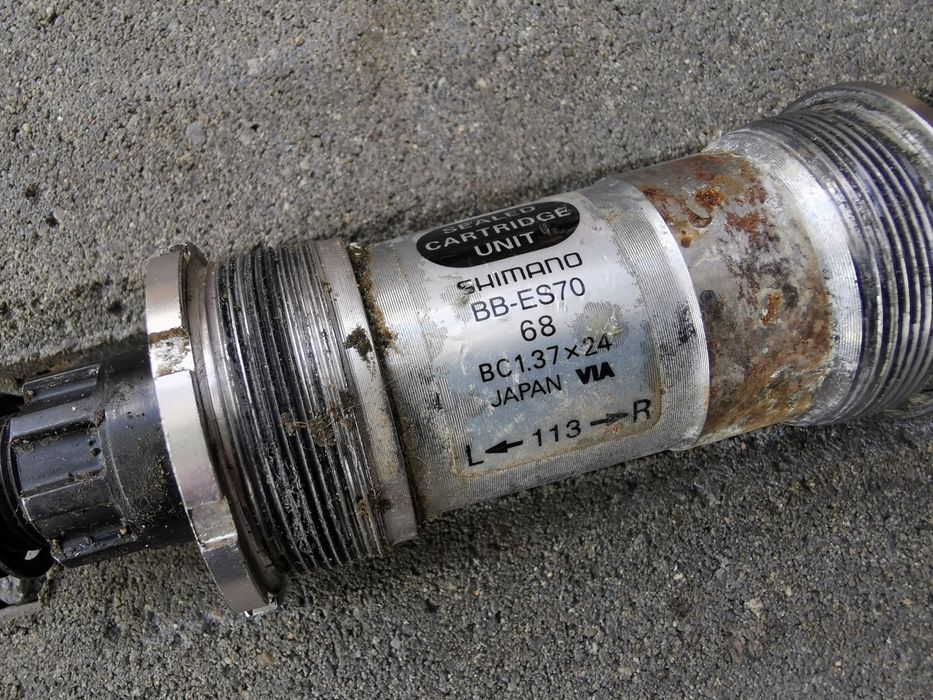 Mechanizm korbowy Shimano Deore XT FC-M751 z suportem Octalink