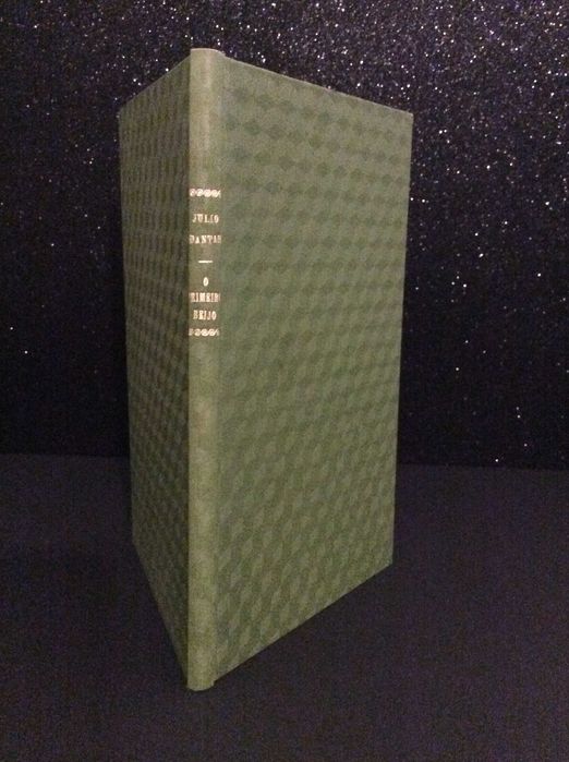 Júlio Dantas - O primeiro beijo. Peça em 1 acto, em proza, 1911