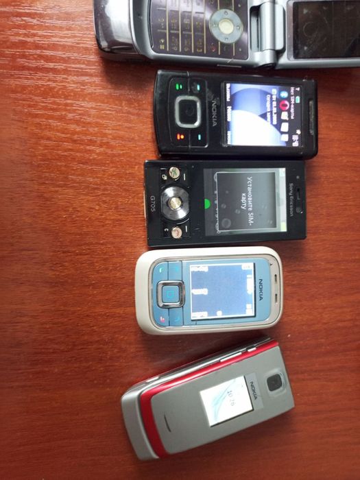 Продам нокії .стан вмикається