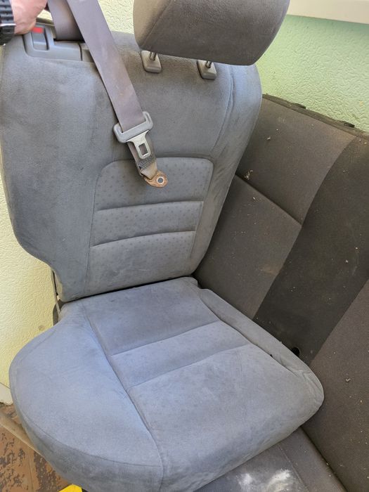Продам сидіння mazda 6