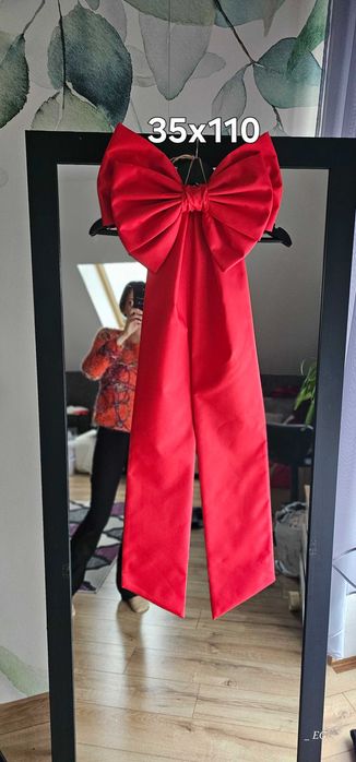 Wodoodporna kokarda na zewnatrz