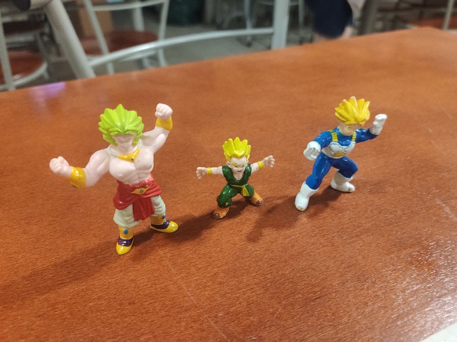 Mini figuras dragon ball