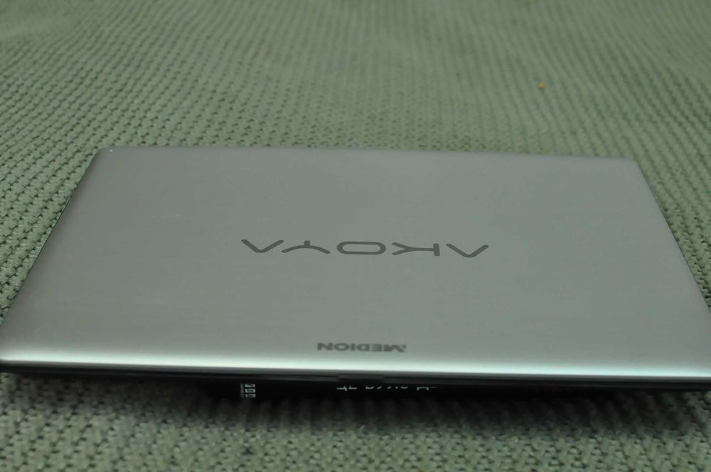 Игровой ноутбук Acer Medion (4 ядра /8Gb/500Gb/video  2Gb)