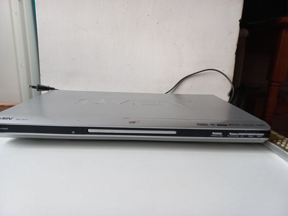 DVD програвач SVEN HD-1077