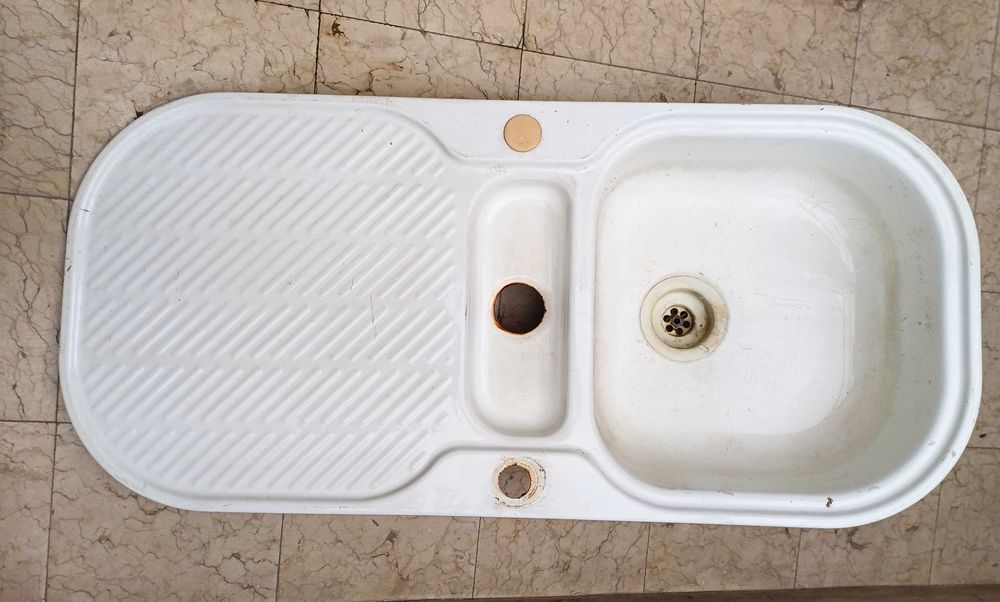 Lava-louça 1 cuba com escorredor