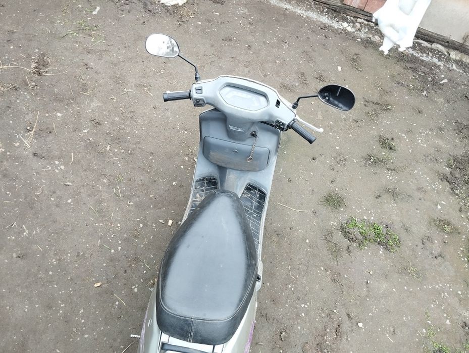 Продам мопед Хонда ліад 100