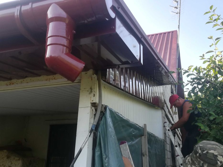 Дах Фасад фасадні роботи Установка крыш Кровельные работы строители