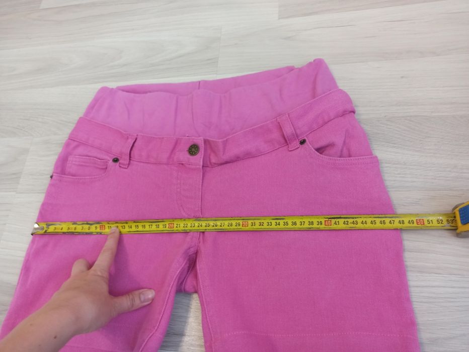 Krótkie spodenki ciążowe jojomamanbebe różowe S 36 niski pas ciążowy