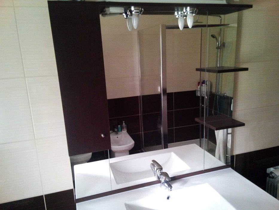 Móvel sala de banho com espelho e lavatório, comp 1m