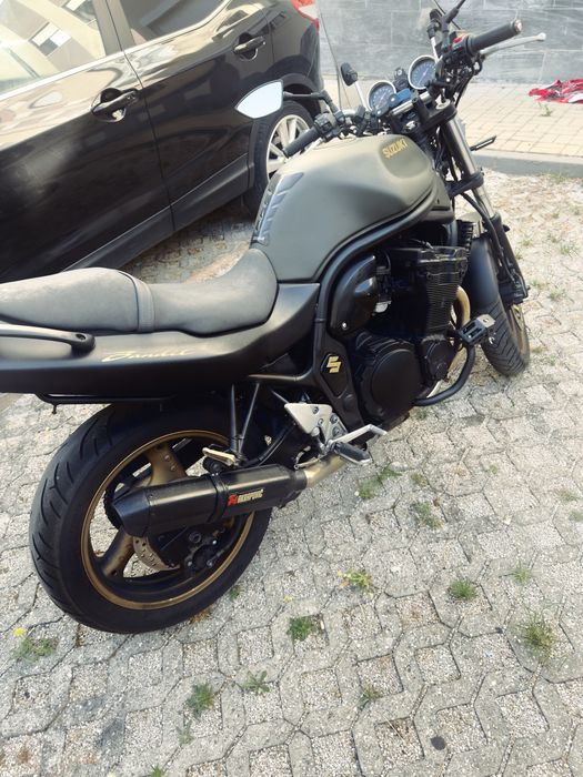 Bandit 600  ano 2000