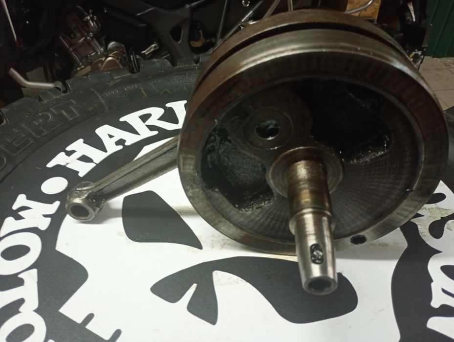 Wał korbowy iż 350 po regeneracji