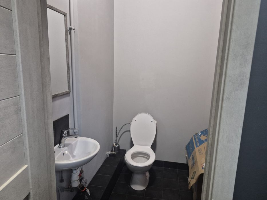 Сдам магазинЦентр Глобал 22кв.