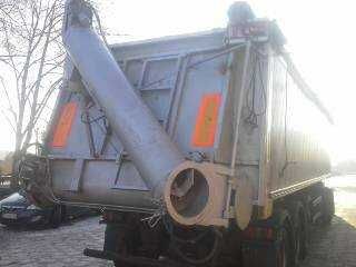 Przystawka do naczepy przeładowczej kukurydzy