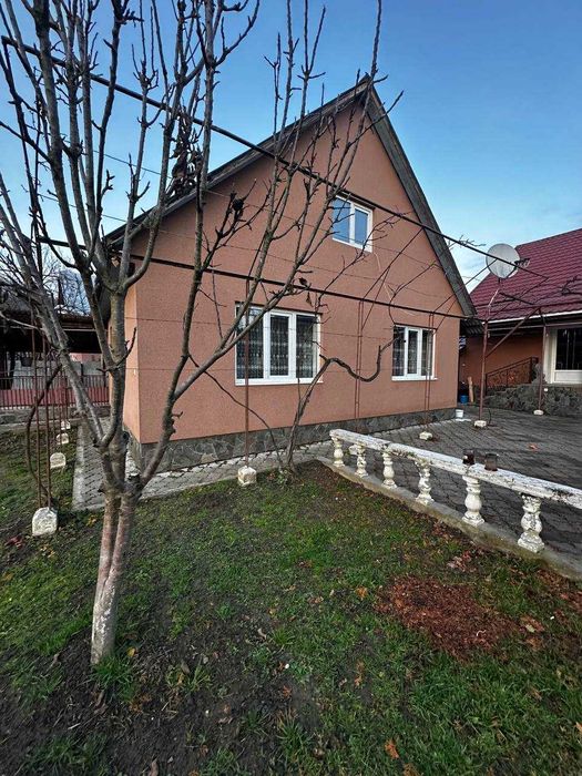 Продається дім у Біловарцях