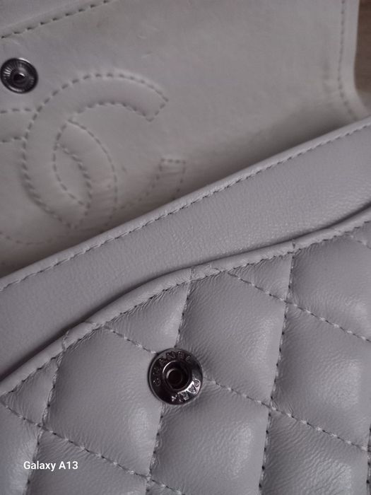 Chanel biała torebka skóra naturalna