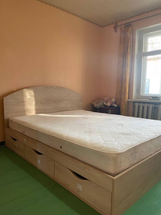 Мебельщик, сборка мебели. Мебляр, збірка меблів