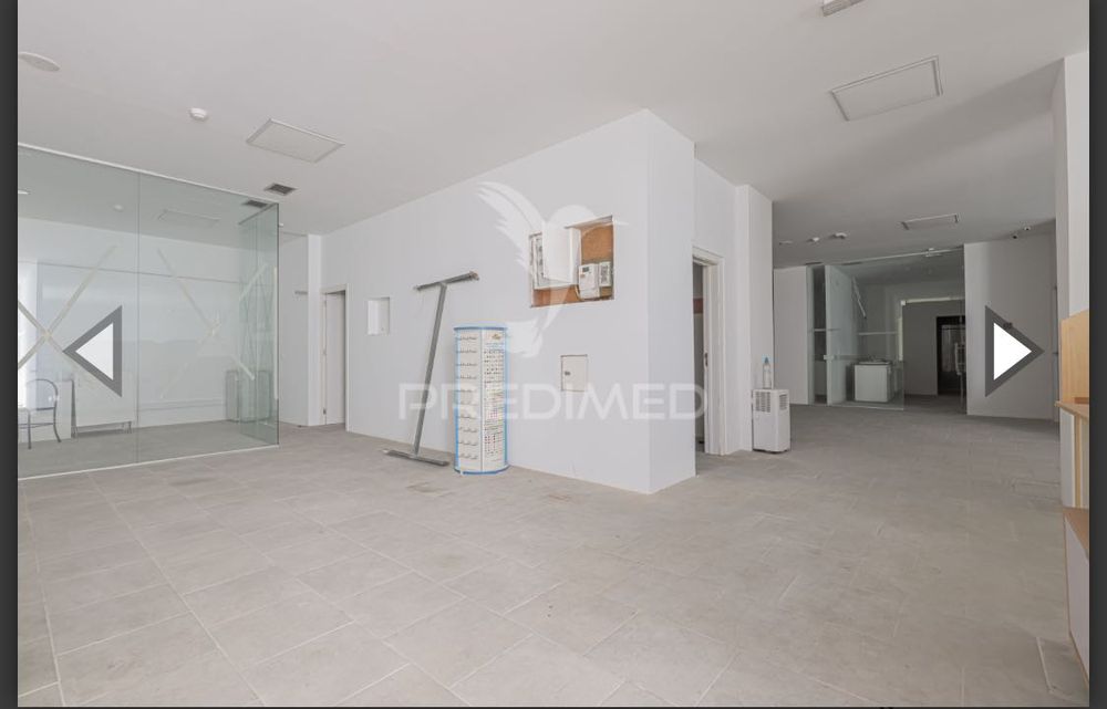 Vende-se Loja 600m2 open space