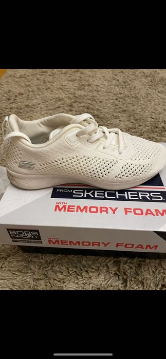 Кросівки Skechers білі літні