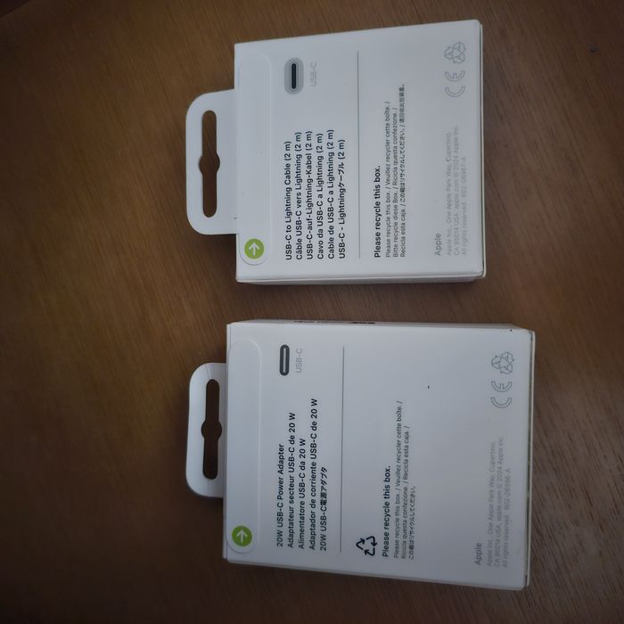 Carregador Apple 20W com cabo de 2m novo e selado