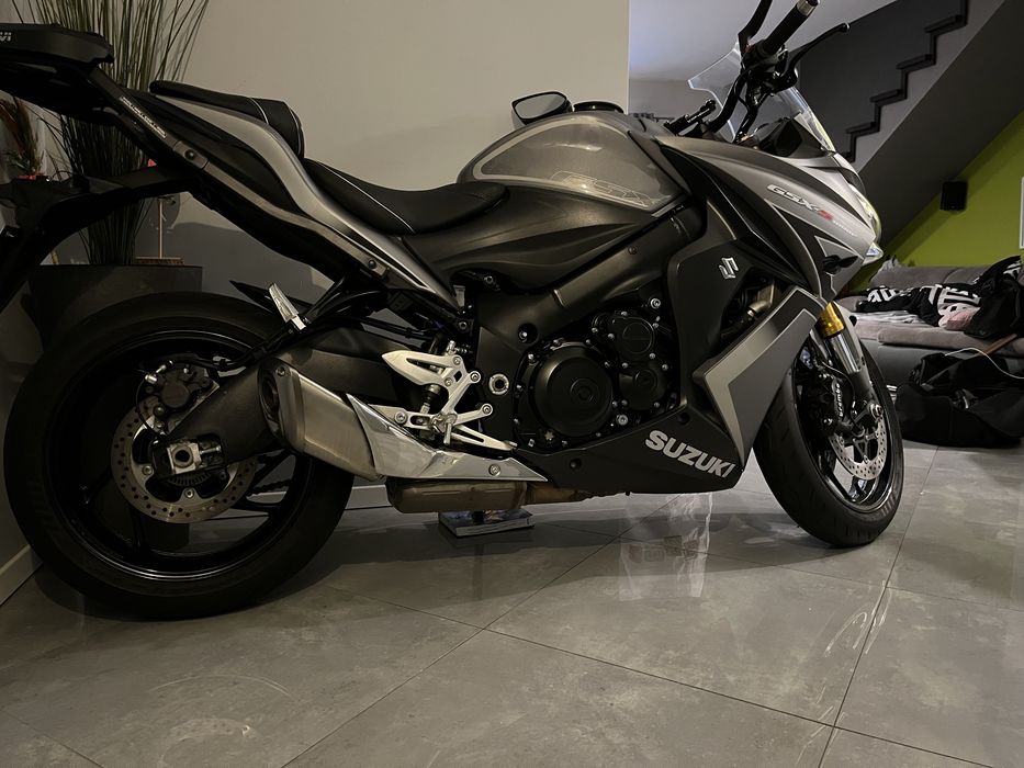 Piekny GSXS1000F, stan perfekcyjny, 20 tys km