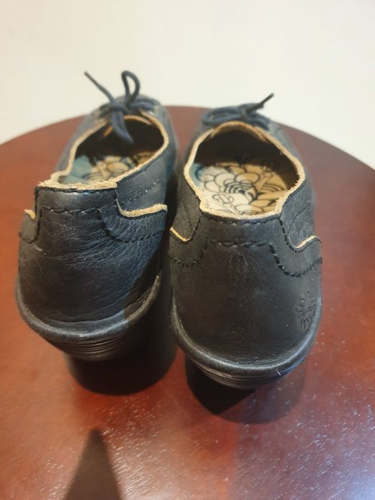 Buty Fly London ze skóry naturalnej