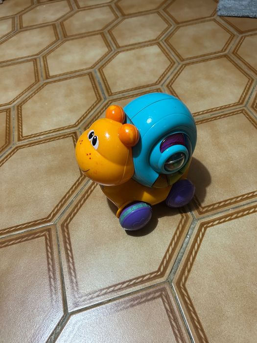 Caracol Chicco luz, som e anda