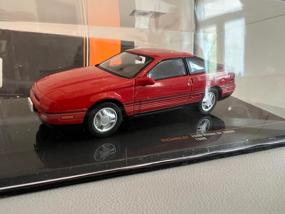 Ford Probe (1:43) IXO