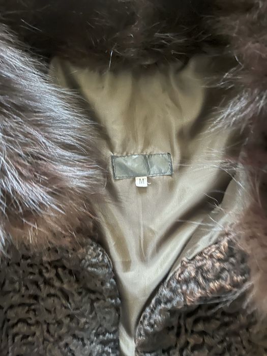 Futro karakuły damskie