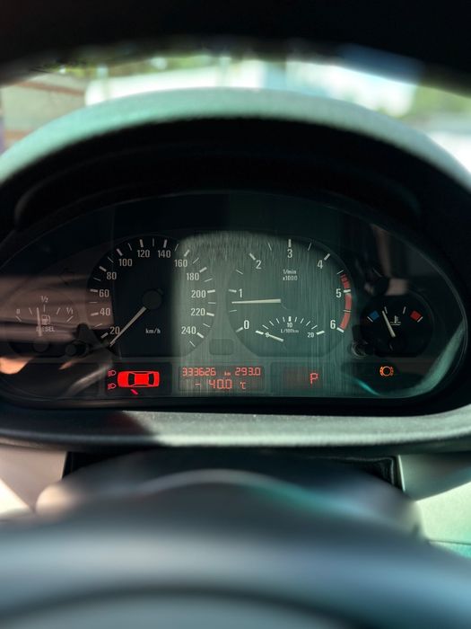 BMW E46 320D 2002