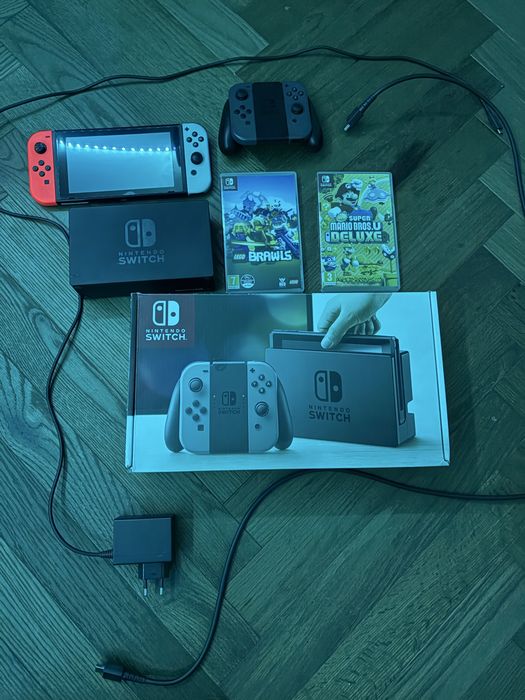 Nintendo Switch + 4 Joy-Cony + 2 gry | KOMPLET | bez driftu | pudełko