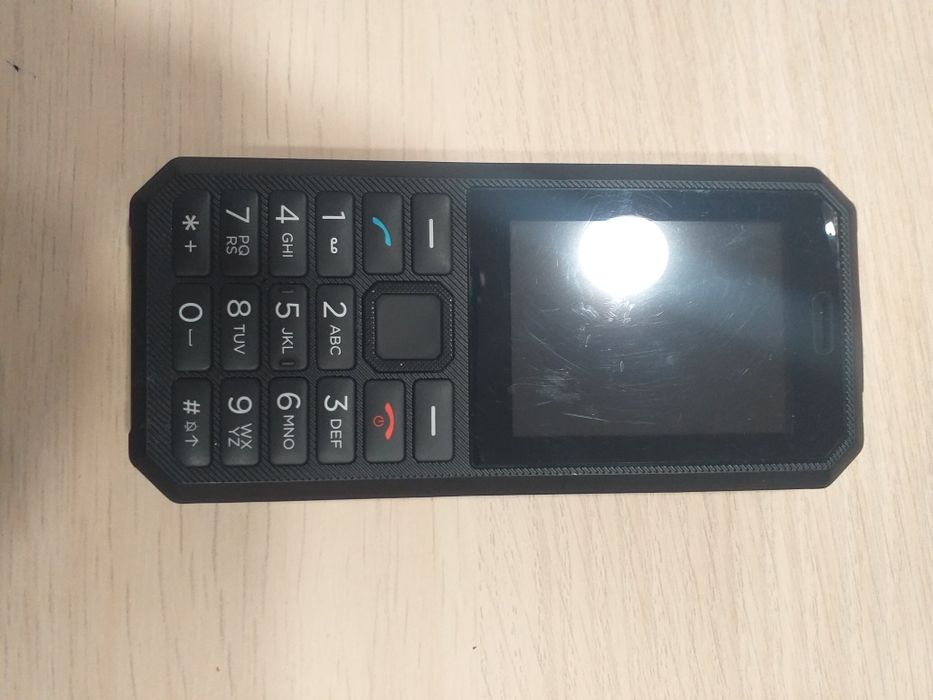 Telemóvel Resistente Qilive