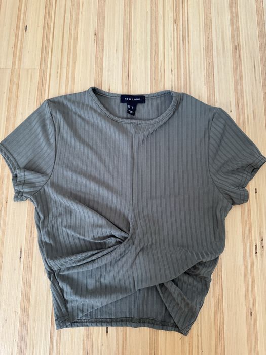 Оливковий топ New Look S