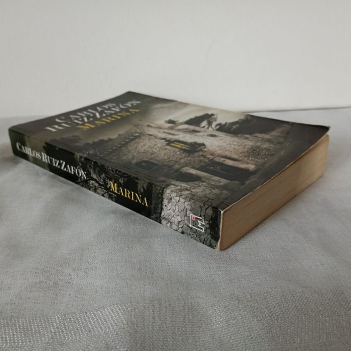 Marina. Carlos Ruiz Zafon