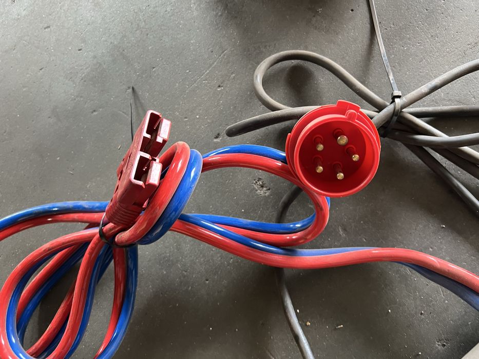 Ładowarka do wózka widłowego Sharp 24v/100 A