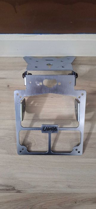 Uniwersalny uchwyt Tablicy