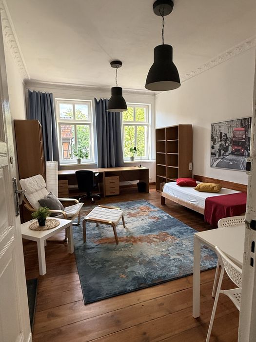3 pokoje mieszkanie dla studentiw, Wilda