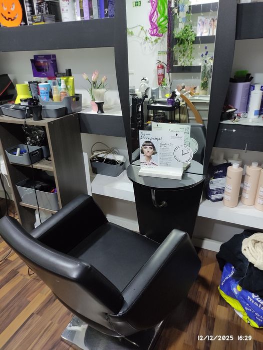 Algum recheio de salão cabeleireiro