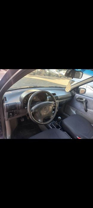 Opel corsa 1.4 i full estras AC