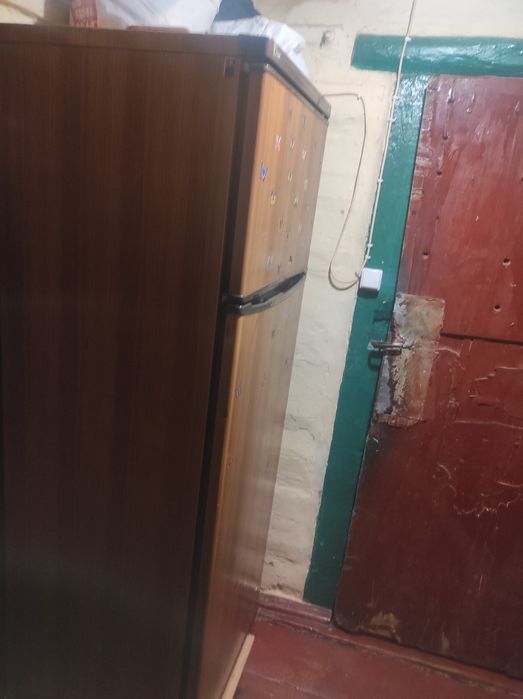 Холодильник Indesit