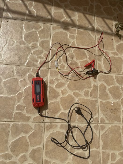 Carregador inteligente de baterias Ultimate Speed