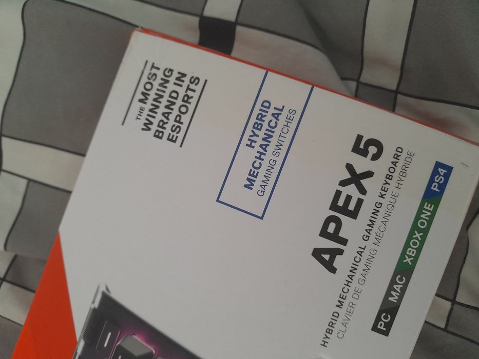 Nowa klawiatura Apex 5 Steelseries