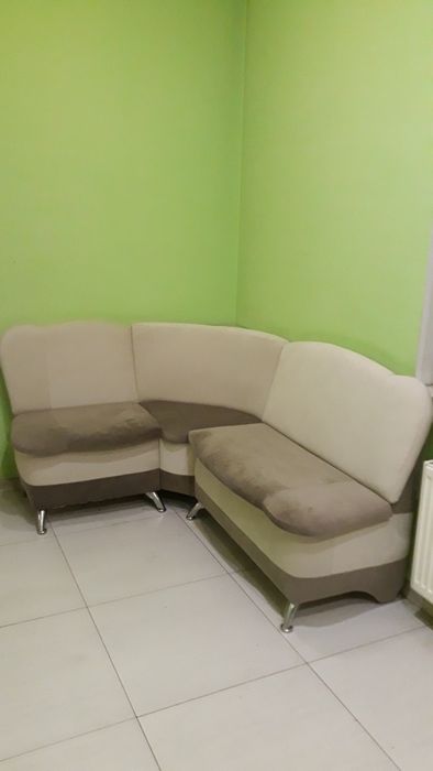 Перетяжка мебели на дому