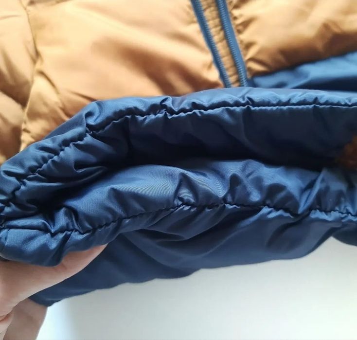 Продам дитячу курточку