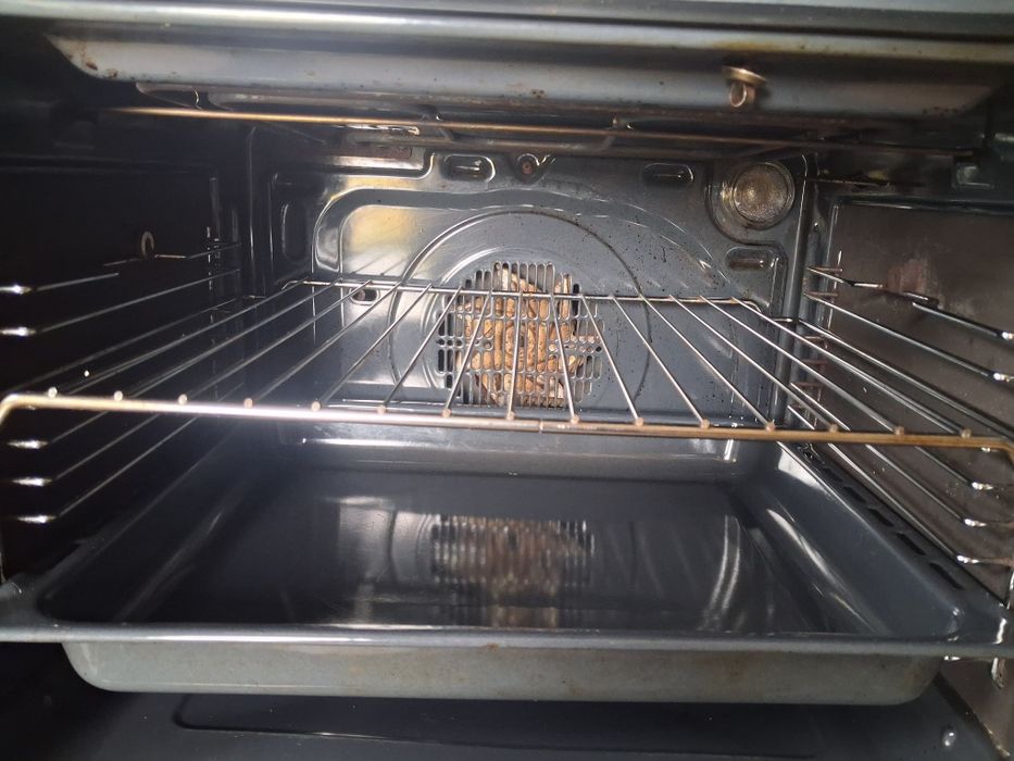 Forno elétrico Teka