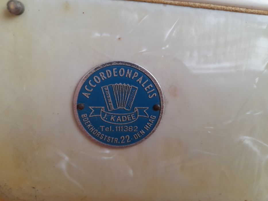 Akordeon włoski Fratelli Di Modena Italia ( uszkodzony do naprawy)